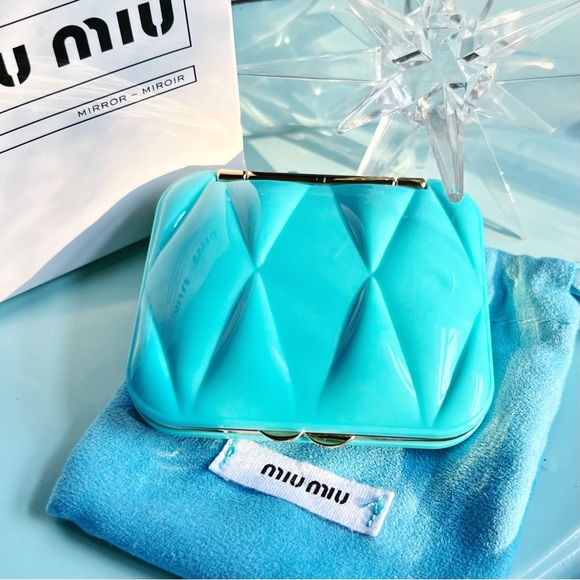 Miu Miu Tiffany Blue Quilted Compact Mirror - Picture 3 of 6